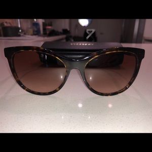 Burberry sunglasses